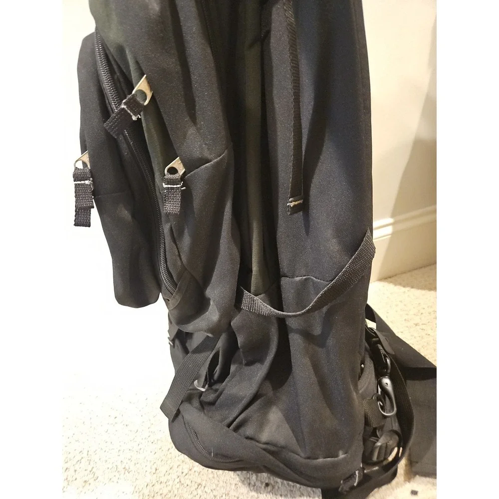 JANSPORT Hiking BACKPACK With Removable Day Pack Black Internal Frame EUC‎ Tall